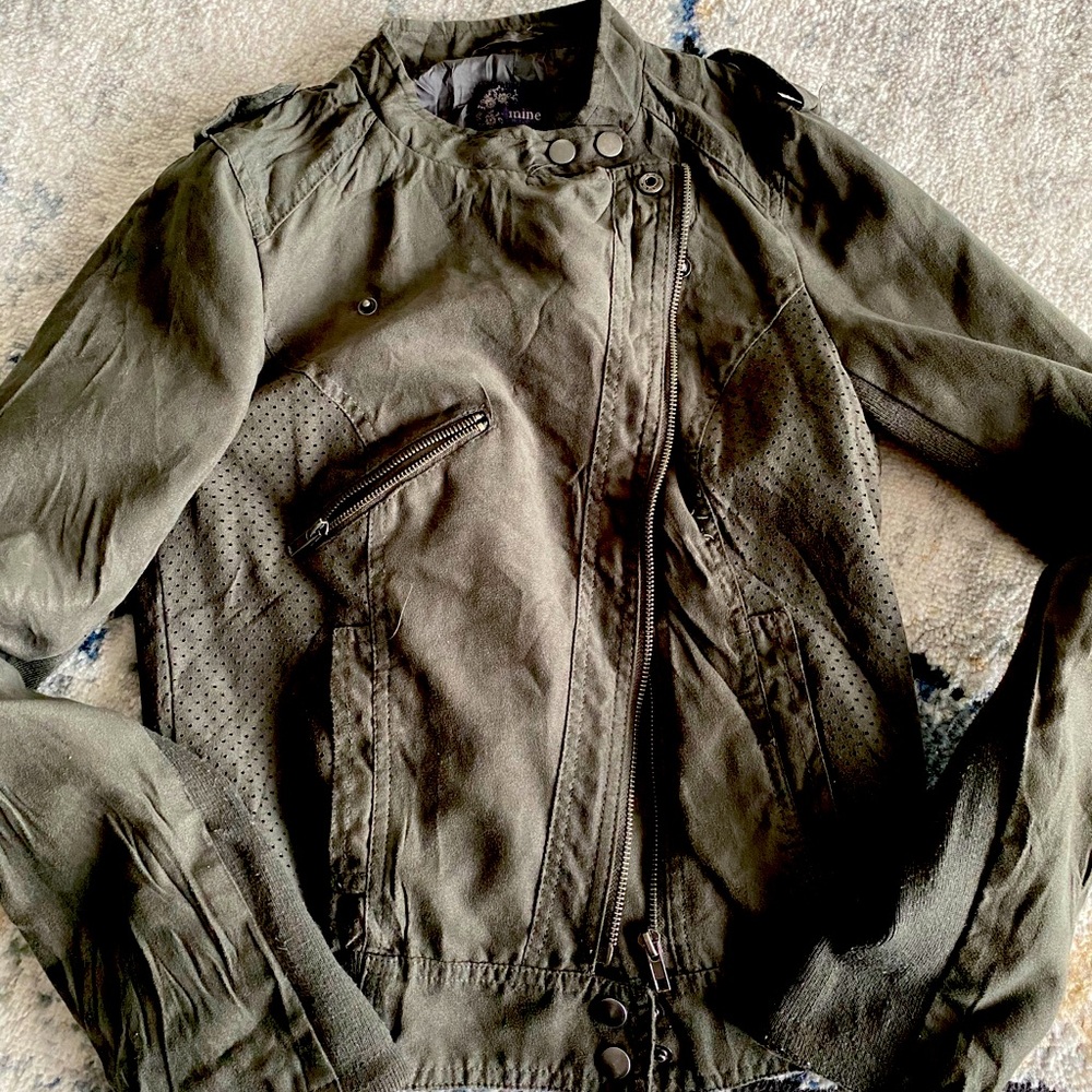 Bomber jacket